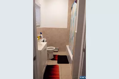 185 Seymour Avenue, Newark, NJ 07108 - Photo 3