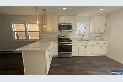 31 Chestnut Street, Kearny, NJ 07032 - Photo 13