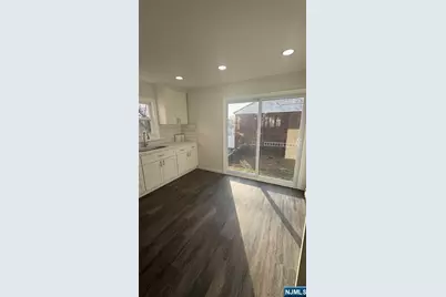 31 Chestnut Street, Kearny, NJ 07032 - Photo 15