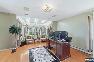 703 Stewart St, Ridgefield, NJ 07657 - Photo 9