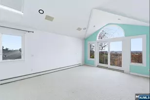 703 Stewart St, Ridgefield, NJ 07657 - Photo 31