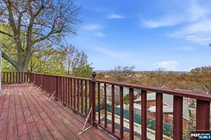 703 Stewart St, Ridgefield, NJ 07657 - Photo 35