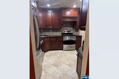 1026 Castle Road, Mahwah, NJ 07430 - Photo 3