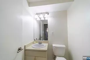 310 Lookout Ave 304, Hackensack, NJ 07630 - Photo 7