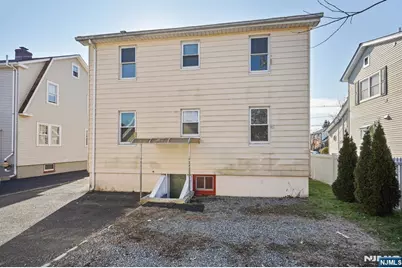 23 Meeker Place 2nd Floor #2nd Floor, Millburn, NJ 07041 - Photo 17