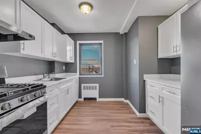 208 Anderson Street S4C #S4C, Hackensack, NJ 07601 - Photo 1