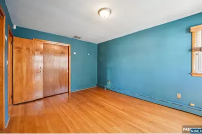151 Arlington Boulevard, North Arlington, NJ 07031 - Photo 25