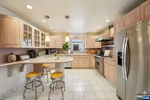151 Arlington Blvd, North Arlington, NJ 07031 - Photo 11