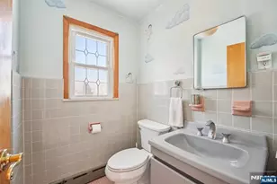 151 Arlington Blvd, North Arlington, NJ 07031 - Photo 17