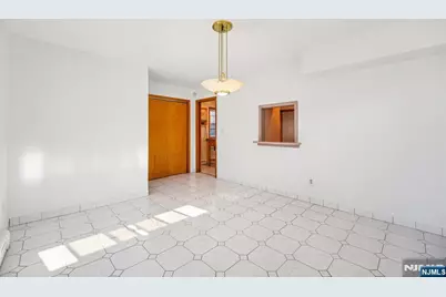 151 Arlington Boulevard, North Arlington, NJ 07031 - Photo 21