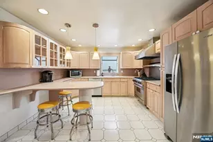 151 Arlington Blvd, North Arlington, NJ 07031 - Photo 13