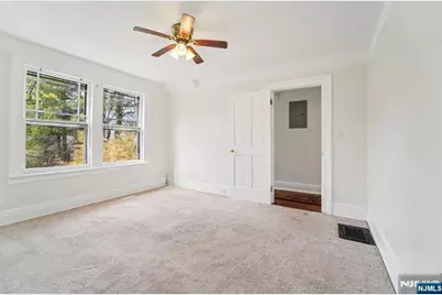 19 Hillside Avenue, Englewood, NJ 07631 - Photo 11