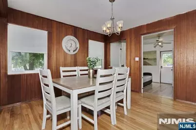 227 Clinton Avenue, Bergenfield, NJ 07621 - Photo 13