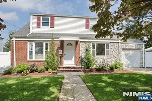 227 Clinton Ave, Bergenfield, NJ 07621 - Photo 1