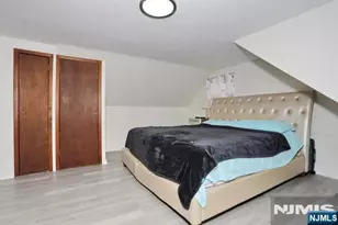 227 Clinton Ave, Bergenfield, NJ 07621 - Photo 25