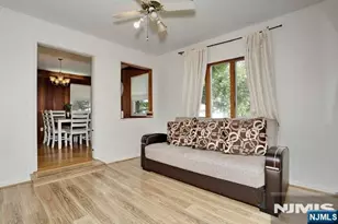 227 Clinton Ave, Bergenfield, NJ 07621 - Photo 17
