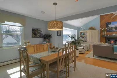 51 Prospect Street, Waldwick, NJ 07463 - Photo 11