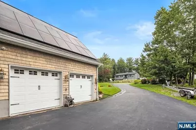 27 Ringwood Lane, West Milford, NJ 07421 - Photo 25