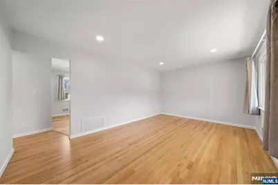 6 Carrie Road, North Arlington, NJ 07031 - Photo 5