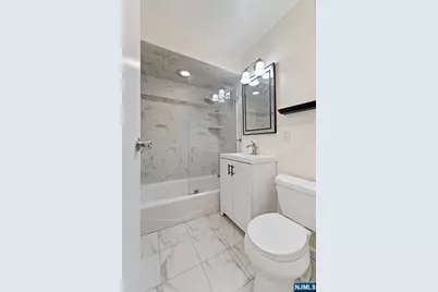 7117 Park Avenue A4 #A4, North Bergen, NJ 07047 - Photo 11