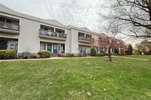 42 Willow Wood Square, East Rutherford, NJ 07073 - Photo 27