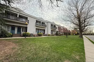 42 Willow Wood Square, East Rutherford, NJ 07073 - Photo 29