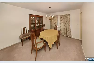 40 Woodside Road, Wyckoff Township, NJ 07481 - Photo 5