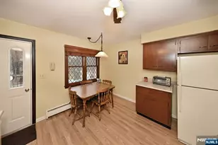 40 Woodside Rd, Wyckoff Township, NJ 07481 - Photo 9