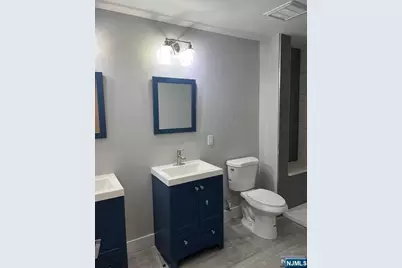 338 Lincoln Avenue B #B, Elmwood Park, NJ 07407 - Photo 13