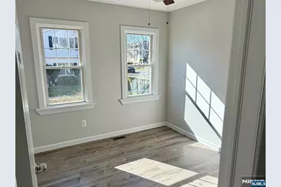 230 Milford Avenue 1 #1, New Milford, NJ 07646 - Photo 5