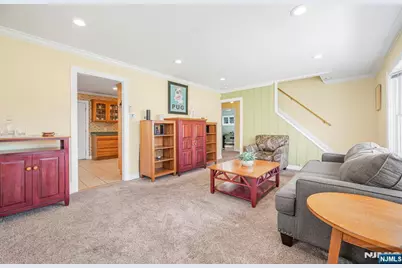 22 Parker Avenue, Rochelle Park Township, NJ 07662 - Photo 3