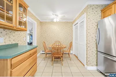 22 Parker Avenue, Rochelle Park Township, NJ 07662 - Photo 7