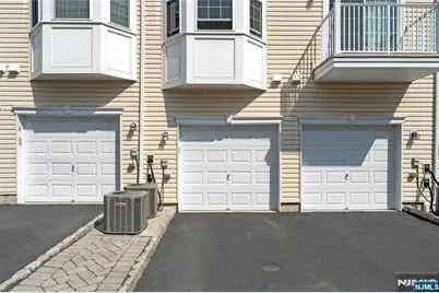 10 Iris Lane 605 #605, Garfield, NJ 07026 - Photo 25