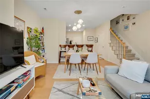 10 Iris Ln 605, Garfield, NJ 07026 - Photo 5