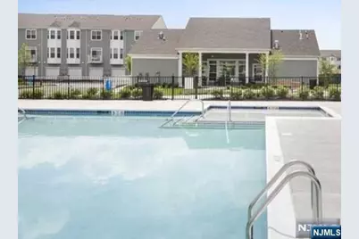 10 Iris Lane 605 #605, Garfield, NJ 07026 - Photo 29