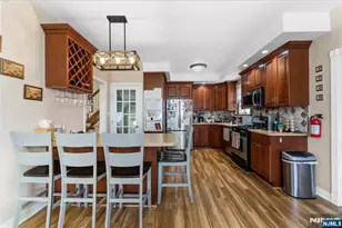 48 Rochelle Ave, Rochelle Park Township, NJ 07662 - Photo 9