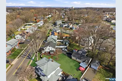 48 Rochelle Avenue, Rochelle Park Township, NJ 07662 - Photo 29