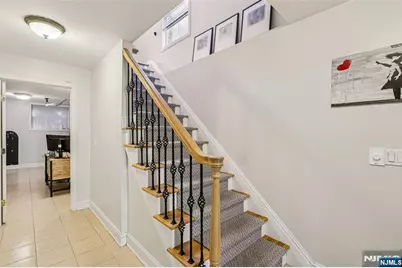 422 Hillside Avenue 5 #5, Palisades Park, NJ 07650 - Photo 7