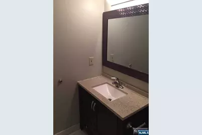 1-3-1 Orchard Park, Allendale, NJ 07401 - Photo 9