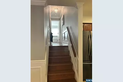 517 Windsor Drive 517 #517, Palisades Park, NJ 07650 - Photo 5