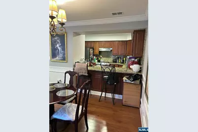 517 Windsor Drive 517 #517, Palisades Park, NJ 07650 - Photo 3