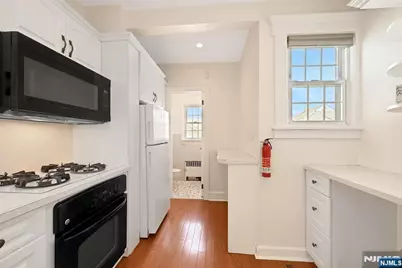 91 Belle Avenue, Maywood, NJ 07607 - Photo 13