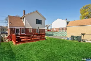 28 William St, Rochelle Park Township, NJ 07662 - Photo 23