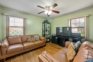 28 William St, Rochelle Park Township, NJ 07662 - Photo 7