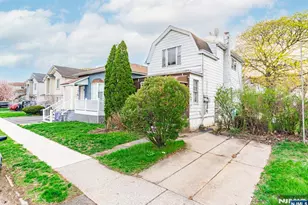 375 Westervelt Pl, Lodi, NJ 07644 - Photo 3