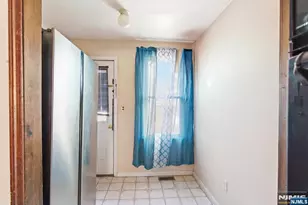 375 Westervelt Pl, Lodi, NJ 07644 - Photo 9