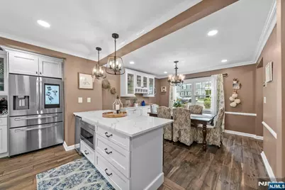 17 Burlington Road, Clifton, NJ 07012 - Photo 11