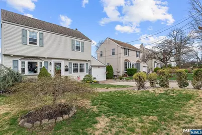 17 Burlington Road, Clifton, NJ 07012 - Photo 3