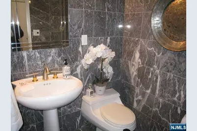 1512 Palisade 3D #3D, Fort Lee, NJ 07024 - Photo 9