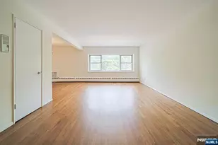 1575 Center Ave 3F, Fort Lee, NJ 07024 - Photo 3
